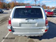 ✅ 2005 Toyota 4Runner Limited • VIN: JTEZU17R858040188 • Лот: 43660606. Опубликован ранее на IAAI с пробегом 228 193 миль. Бесплатный доступ к архиву аукционных продаж из США и подробный отчёт об истории автомобиля на DreamBid. Изображение 16.