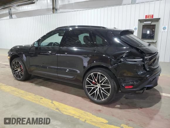 ✅ 2024 Porsche Macan S • VIN: WP1AG2A52RLB39370 • Lot: 58408085. Wystawiony na Copart z przebiegiem 7 889 mil. Bezpłatny archiwum sprzedaży aukcyjnych z USA i szczegółowy raport historii pojazdu na DreamBid. Zdjęcie 2.