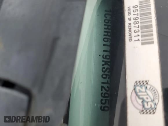 ✅ 2019 Ram 1500 SLT • VIN: 1C6RR6TT9KS612959 • Лот: 82760515. Опубликован ранее на Copart с пробегом 71 848 миль. Бесплатный доступ к архиву аукционных продаж из США и подробный отчёт об истории автомобиля на DreamBid. Изображение 12.