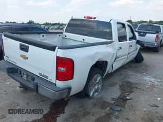 2010 Chevrolet Silverado 1500 LT z VIN 3GCRCSE09AG157526, wystawiony jako IAAI lot #43063817 z przebiegiem Nie podano mil oraz . Historia ofert i sprzedaży dostępna na DreamBid. Obrazek 4.