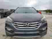 2018 Hyundai Santa Fe 2.4L z VIN 5XYZU3LB7JG543240, wystawiony jako Copart lot #89693095 z przebiegiem 121 636 mil mil oraz Czysty tytuł • Clean title. Historia ofert i sprzedaży dostępna na DreamBid. Obrazek 5.