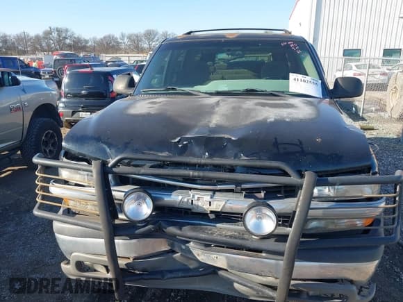 ✅ 2001 Chevrolet Suburban LS • VIN: 3GNEC16T61G284128 • Лот: 41102555. Опубликован ранее на IAAI с пробегом 198 323 миль. Бесплатный доступ к архиву аукционных продаж из США и подробный отчёт об истории автомобиля на DreamBid. Изображение 6.