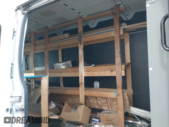 ✅ 2019 Ford Transit • VIN: 1FTBW3XG4KKA66859 • Лот: 41940297. Опубликован ранее на IAAI с пробегом 175 609 миль. Бесплатный доступ к архиву аукционных продаж из США и подробный отчёт об истории автомобиля на DreamBid. Изображение 8.