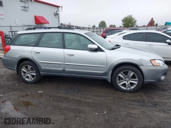 ✅ 2006 Subaru Legacy Outback L.L. Bean • VIN: 4S4BP86C864363129 • Лот: 43584311. Опубликован ранее на IAAI с пробегом 114 546 миль. Бесплатный доступ к архиву аукционных продаж из США и подробный отчёт об истории автомобиля на DreamBid. Изображение 14.