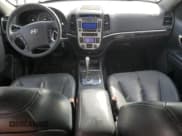 ✅ 2009 Hyundai Santa Fe Limited • VIN: 5NMSH13E59H268490 • Lot: 75895124. Listed on Copart with 178,631 mi. Free auction sales archive from the USA and detailed vehicle history report at DreamBid. Image 8.