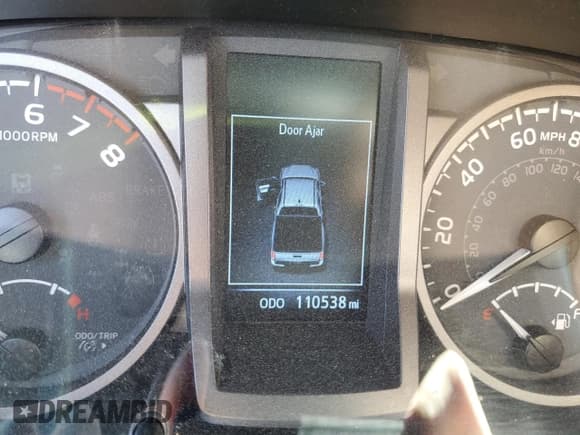 ✅ 2021 Toyota Tacoma TRD Off Road • VIN: 3TMCZ5AN1MM418130 • Lot: 89563635. Wystawiony na Copart z przebiegiem 110 538 mil. Bezpłatny archiwum sprzedaży aukcyjnych z USA i szczegółowy raport historii pojazdu na DreamBid. Zdjęcie 9.