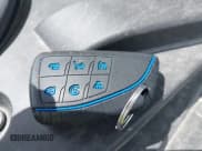 ✅ 2023 Chevrolet Tahoe High Country • VIN: 1GNSKTKL0PR214835 • Lot: 42347599. Wystawiony na IAAI z przebiegiem 53 799 mil. Bezpłatny archiwum sprzedaży aukcyjnych z USA i szczegółowy raport historii pojazdu na DreamBid. Zdjęcie 11.