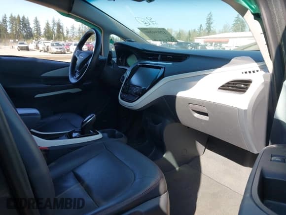 ✅ 2017 Chevrolet Bolt EV Premier • VIN: 1G1FX6S09H4149686 • Lot: 42054266. Wystawiony na IAAI z przebiegiem 60 873 mil. Bezpłatny archiwum sprzedaży aukcyjnych z USA i szczegółowy raport historii pojazdu na DreamBid. Zdjęcie 5.