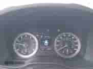 2021 Hyundai Venue SE z VIN KMHRB8A3XMU100531, wystawiony jako IAAI lot #41777510 z przebiegiem 34 557 mil mil oraz . Historia ofert i sprzedaży dostępna na DreamBid. Obrazek 7.