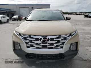 2024 Hyundai Santa Cruz SEL с VIN 5NTJB4DE5RH105128, выставлен на аукционе Copart как лот 46867585 с пробегом 6 918 миль миль и Списание • Salvage title. История ставок и продаж доступна на DreamBid. Изображение 5.