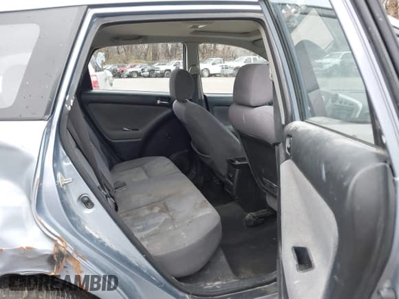 ✅ 2004 Toyota Matrix Std • VIN: 2T1KR32E24C314589 • Lot: 43770514. Wystawiony na IAAI z przebiegiem 231 854 mil. Bezpłatny archiwum sprzedaży aukcyjnych z USA i szczegółowy raport historii pojazdu na DreamBid. Zdjęcie 8.