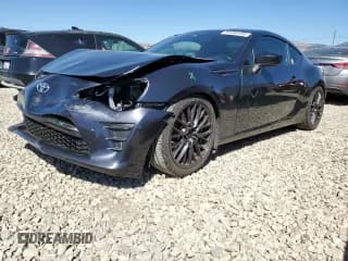 ✅ 2017 Toyota 86 • VIN: JF1ZNAA14H8709572 • Lot: 81654135. Wystawiony na Copart z przebiegiem 62 355 mil. Bezpłatny archiwum sprzedaży aukcyjnych z USA i szczegółowy raport historii pojazdu na DreamBid. Zdjęcie 1.