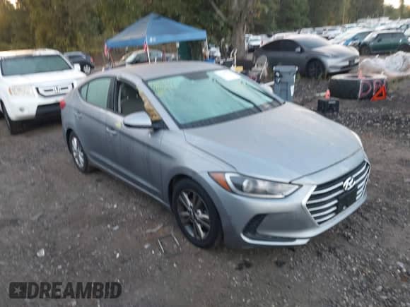 2017 Hyundai Elantra SE z VIN 5NPD84LF9HH046782, wystawiony jako IAAI lot #43357114 z przebiegiem 100 895 mil mil oraz . Historia ofert i sprzedaży dostępna na DreamBid. Obrazek 13.