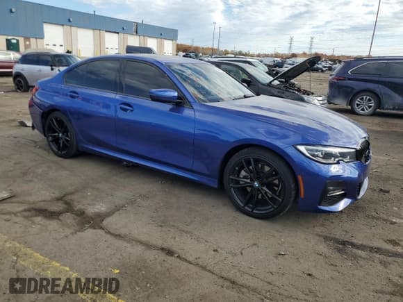 ✅ 2020 BMW 3 Series 330i xDrive • VIN: 3MW5R7J06L8B14983 • Лот: 90976985. Опубликован ранее на Copart с пробегом 66 146 миль. Бесплатный доступ к архиву аукционных продаж из США и подробный отчёт об истории автомобиля на DreamBid. Изображение 4.