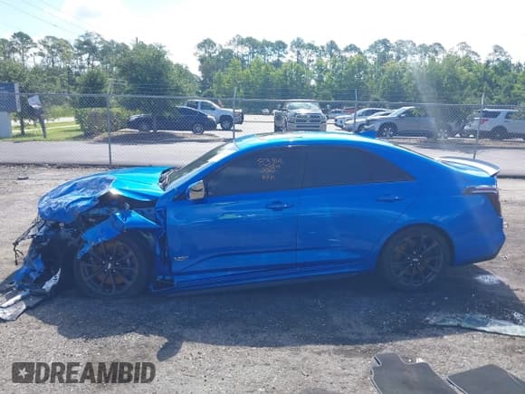 ✅ 2024 Cadillac CT4-V Blackwing • VIN: 1G6D75RP8R0410118 • Lot: 42880636. Listed on IAAI with 27,651 mi. Free auction sales archive from the USA and detailed vehicle history report at DreamBid. Image 14.