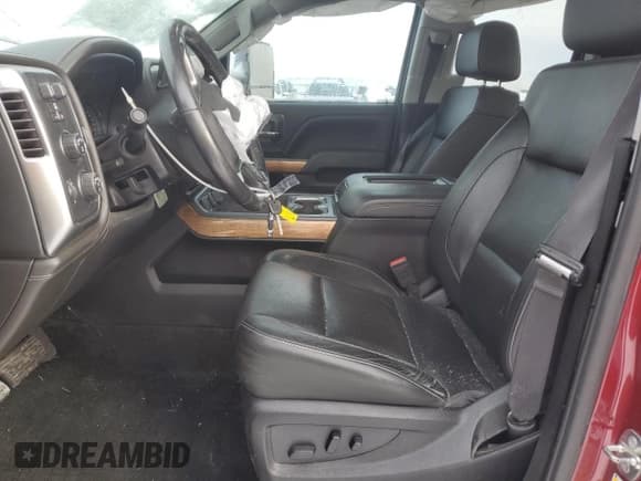 ✅ 2018 Chevrolet Silverado 1500 LTZ • VIN: 1GCVKSEC5JZ380206 • Lot: 85506374. Wystawiony na Copart z przebiegiem 62 258 mil. Bezpłatny archiwum sprzedaży aukcyjnych z USA i szczegółowy raport historii pojazdu na DreamBid. Zdjęcie 7.