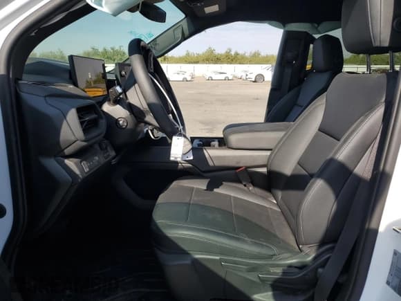 ✅ 2025 Chevrolet Silverado 1500 • VIN: 1GC10VED8SU407234 • Лот: 70899655. Опубликован ранее на Copart с пробегом 2 108 миль. Бесплатный доступ к архиву аукционных продаж из США и подробный отчёт об истории автомобиля на DreamBid. Изображение 7.