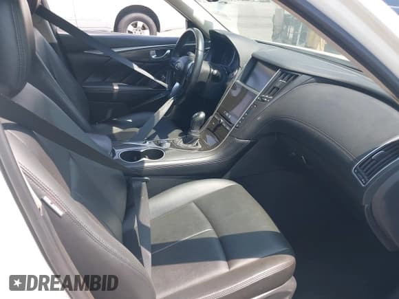✅ 2018 Infiniti Q50 Pure • VIN: JN1CV7AP5JM400152 • Lot: 42979689. Listed on IAAI with 138,425 mi. Free auction sales archive from the USA and detailed vehicle history report at DreamBid. Image 5.