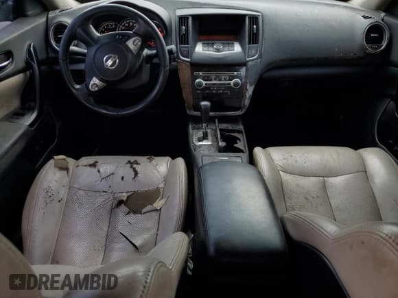 ✅ 2010 Nissan Maxima SV • VIN: 1N4AA5AP9AC804099 • Лот: 85119035. Опубликован ранее на Copart с пробегом 100 067 миль. Бесплатный доступ к архиву аукционных продаж из США и подробный отчёт об истории автомобиля на DreamBid. Изображение 8.