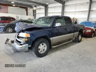 ✅ 2002 GMC Sierra 1500 SLE • VIN: 2GTEK19T721161231 • Lot: 67912295. Listed on Copart with 252,298 mi. Free auction sales archive from the USA and detailed vehicle history report at DreamBid. Image 1.