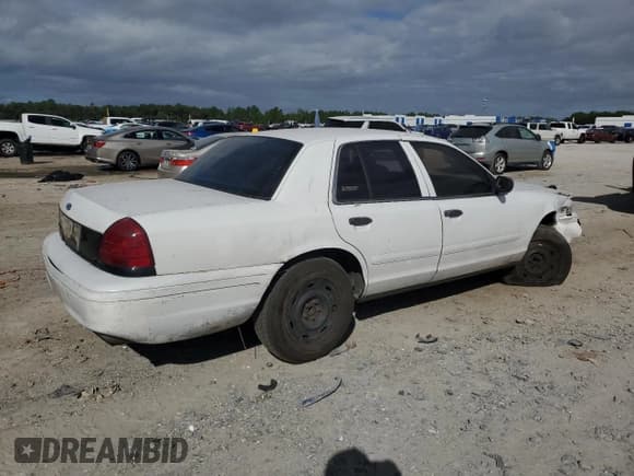 ✅ 2003 Ford Police Interceptor Street Appear • VIN: 2FAFP71W43X102639 • Lot: 86825915. Wystawiony na Copart z przebiegiem 232 292 mil. Bezpłatny archiwum sprzedaży aukcyjnych z USA i szczegółowy raport historii pojazdu na DreamBid. Zdjęcie 3.
