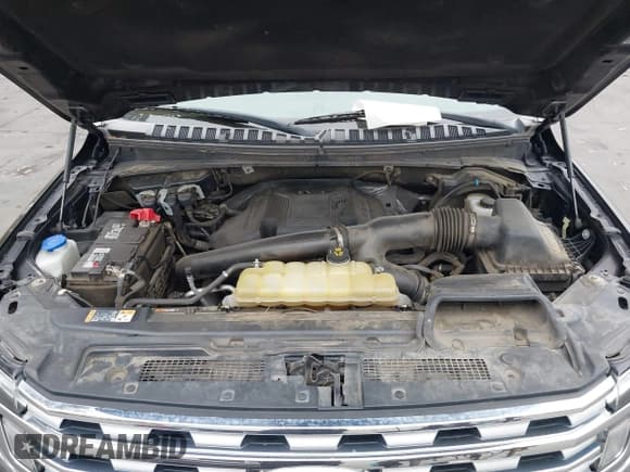 ✅ 2020 Ford Expedition Max Limited • VIN: 1FMJK2AT8LEA11950 • Lot: 42349349. Wystawiony na IAAI z przebiegiem 83 753 mil. Bezpłatny archiwum sprzedaży aukcyjnych z USA i szczegółowy raport historii pojazdu na DreamBid. Zdjęcie 10.