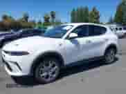 2024 Dodge Hornet R/T z VIN ZACPDFCW0R3A31298, wystawiony jako IAAI lot #42078121 z przebiegiem 44 784 mil mil oraz . Historia ofert i sprzedaży dostępna na DreamBid. Obrazek 6.