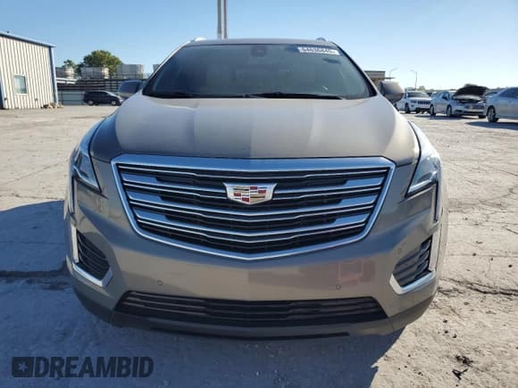 ✅ 2019 Cadillac XT5 Premium Luxury FWD • VIN: 1GYKNERS1KZ141129 • Lot: 64636845. Wystawiony na Copart z przebiegiem 65 930 mil. Bezpłatny archiwum sprzedaży aukcyjnych z USA i szczegółowy raport historii pojazdu na DreamBid. Zdjęcie 5.