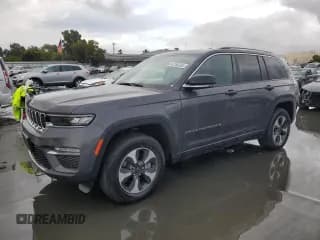 ✅ 2024 Jeep Grand Cherokee • VIN: 1C4RJYB65RC681420 • Lot: 84755335. Wystawiony na Copart z przebiegiem 8 653 mil. Bezpłatny archiwum sprzedaży aukcyjnych z USA i szczegółowy raport historii pojazdu na DreamBid. Zdjęcie 1.