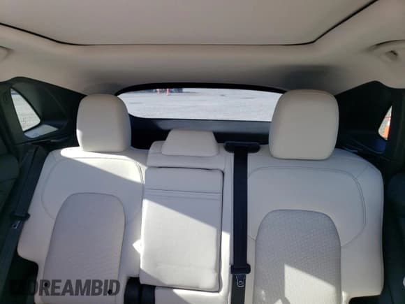 ✅ 2024 VinFast VF 8 Plus • VIN: RLLV1AFA6RH009038 • Lot: 79879874. Wystawiony na Copart z przebiegiem 1 467 mil. Bezpłatny archiwum sprzedaży aukcyjnych z USA i szczegółowy raport historii pojazdu na DreamBid. Zdjęcie 10.