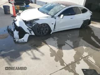 ✅ 2018 Tesla Model 3 Long Range Battery • VIN: 5YJ3E1EB1JF067806 • Lot: 89814935. Wystawiony na Copart z przebiegiem 100 816 mil. Bezpłatny archiwum sprzedaży aukcyjnych z USA i szczegółowy raport historii pojazdu na DreamBid. Zdjęcie 1.