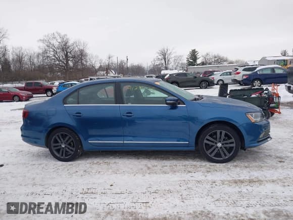 ✅ 2018 Volkswagen Jetta SEL • VIN: 3VWL17AJ6JM209328 • Lot: 41281285. Listed on IAAI with 103,428 mi. Free auction sales archive from the USA and detailed vehicle history report at DreamBid. Image 13.