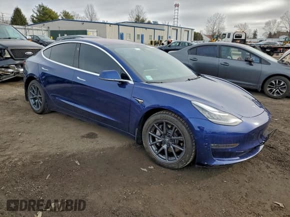 ✅ 2018 Tesla Model 3 Long Range Battery • VIN: 5YJ3E1EA1JF013123 • Lot: 95905935. Wystawiony na Copart z przebiegiem 65 093 mil. Bezpłatny archiwum sprzedaży aukcyjnych z USA i szczegółowy raport historii pojazdu na DreamBid. Zdjęcie 4.