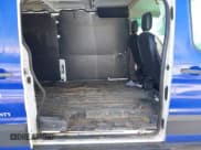 ✅ 2020 Ford Transit Cargo • VIN: 1FTBR1Y82LKB30997 • Lot: 41293464. Wystawiony na IAAI z przebiegiem 119 934 mil. Bezpłatny archiwum sprzedaży aukcyjnych z USA i szczegółowy raport historii pojazdu na DreamBid. Zdjęcie 8.