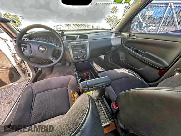 ✅ 2016 Chevrolet Impala Police Police • VIN: 2G1WD5E3XG1109894 • Лот: 94383565. Опубликован ранее на Copart с пробегом 115 160 миль. Бесплатный доступ к архиву аукционных продаж из США и подробный отчёт об истории автомобиля на DreamBid. Изображение 9.