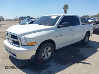 ✅ 2009 Dodge 1500 SLT • VIN: 1D3HB13TX9S798489 • Lot: 42403318. Wystawiony na IAAI z przebiegiem 66 379 mil. Bezpłatny archiwum sprzedaży aukcyjnych z USA i szczegółowy raport historii pojazdu na DreamBid. Zdjęcie 2.