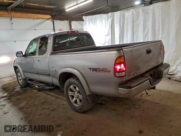 ✅ 2003 Toyota Tundra SR5 • VIN: 5TBBT44123S355448 • Лот: 94742475. Опубликован ранее на Copart с пробегом 210 387 миль. Бесплатный доступ к архиву аукционных продаж из США и подробный отчёт об истории автомобиля на DreamBid. Изображение 2.