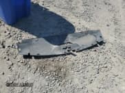 ✅ 2002 Chevrolet Silverado 2500HD LS • VIN: 1GCHK29U32E268884 • Лот: 69916615. Опубликован ранее на Copart с пробегом 272 541 миль. Бесплатный доступ к архиву аукционных продаж из США и подробный отчёт об истории автомобиля на DreamBid. Изображение 12.