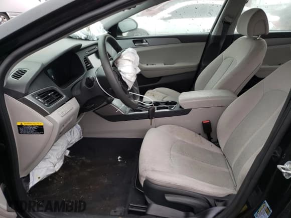 ✅ 2017 Hyundai Sonata SE • VIN: 5NPE24AF8HH562270 • Lot: 73073262. Listed on Copart with 77,839 mi. Free auction sales archive from the USA and detailed vehicle history report at DreamBid. Image 7.