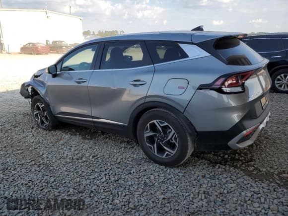 ✅ 2025 Kia Sportage LX • VIN: KNDPU3DF8S7329767 • Lot: 63673105. Listed on Copart with 5,802 mi. Free auction sales archive from the USA and detailed vehicle history report at DreamBid. Image 2.