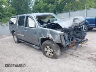 ✅ 2008 Chevrolet Suburban LTZ • VIN: 1GNFK163X8R169128 • Lot: 42891030. Wystawiony na IAAI z przebiegiem Nie podano. Bezpłatny archiwum sprzedaży aukcyjnych z USA i szczegółowy raport historii pojazdu na DreamBid. Zdjęcie 1.