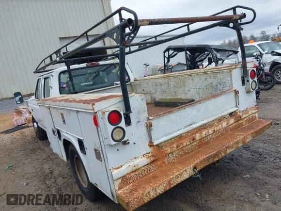 ✅ 1997 Ford F-250 • VIN: 1FTHW25F9VEA04505 • Lot: 41396056. Wystawiony na IAAI z przebiegiem 287 294 mil. Bezpłatny archiwum sprzedaży aukcyjnych z USA i szczegółowy raport historii pojazdu na DreamBid. Zdjęcie 3.