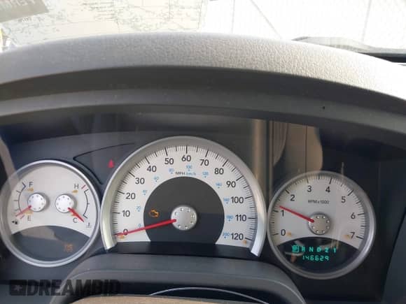 2007 Dodge Dakota SLT with VIN 1D7HW48K97S138512, listed as a IAAI auction lot 42386042 with 146,629 mi miles and . Bid and sale history available at DreamBid. Image 7.