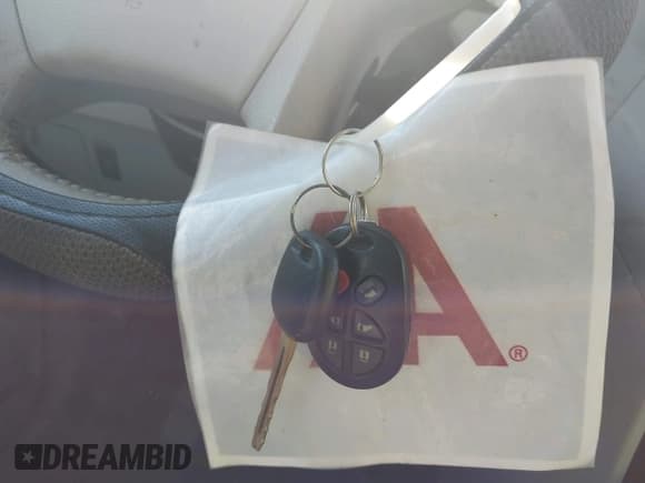 ✅ 2011 Toyota Sienna XLE AAS • VIN: 5TDYK3DC5BS028346 • Lot: 43253975. Listed on IAAI with 203,087 mi. Free auction sales archive from the USA and detailed vehicle history report at DreamBid. Image 11.