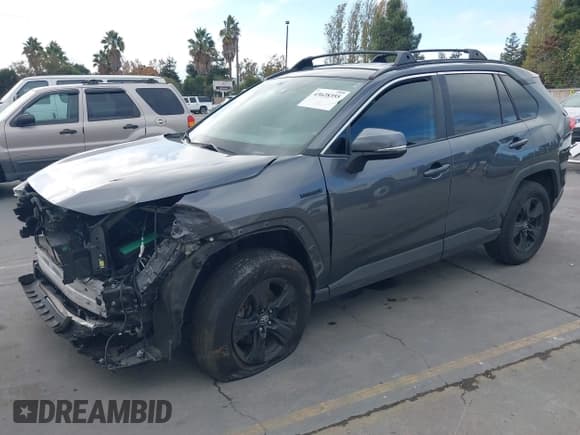 ✅ 2021 Toyota RAV4 Hybrid LE • VIN: 4T3M6RFV8MU016102 • Lot: 43628355. Listed on IAAI with Not provided. Free auction sales archive from the USA and detailed vehicle history report at DreamBid. Image 18.