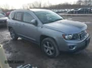 ✅ 2017 Jeep Compass High Altitude • VIN: 1C4NJDEB1HD171980 • Lot: 43665749. Wystawiony na IAAI z przebiegiem 111 542 mil. Bezpłatny archiwum sprzedaży aukcyjnych z USA i szczegółowy raport historii pojazdu na DreamBid. Zdjęcie 1.