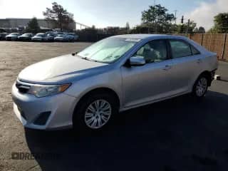 2012 Toyota Camry LE с VIN 4T1BF1FK3CU552462, выставлен на аукционе Copart как лот 82535385 с пробегом 159 473 миль миль и Списание • Salvage title. История ставок и продаж доступна на DreamBid. Изображение 1.