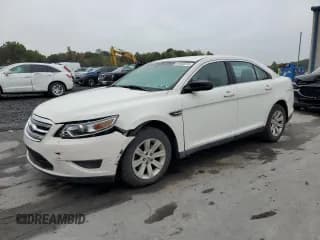 ✅ 2010 Ford Taurus SE • VIN: 1FAHP2DW2AG139022 • Лот: 81065615. Опубликован ранее на Copart с пробегом 277 829 миль. Бесплатный доступ к архиву аукционных продаж из США и подробный отчёт об истории автомобиля на DreamBid. Изображение 1.
