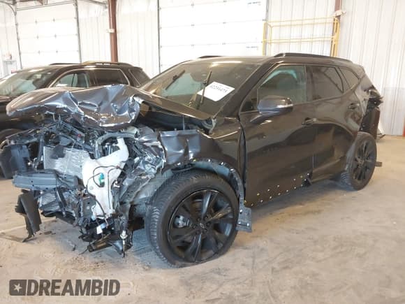 ✅ 2021 Chevrolet Blazer RS • VIN: 3GNKBKRS3MS553847 • Lot: 42231473. Wystawiony na IAAI z przebiegiem 51 822 mil. Bezpłatny archiwum sprzedaży aukcyjnych z USA i szczegółowy raport historii pojazdu na DreamBid. Zdjęcie 17.