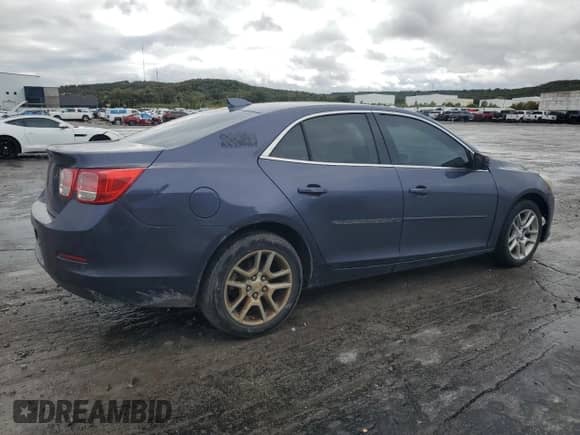 2015 Chevrolet Malibu LT with VIN 1G11C5SLXFF191022, listed as a Copart auction lot 90616945 with 196,114 mi miles and Clean title. Bid and sale history available at DreamBid. Image 3.